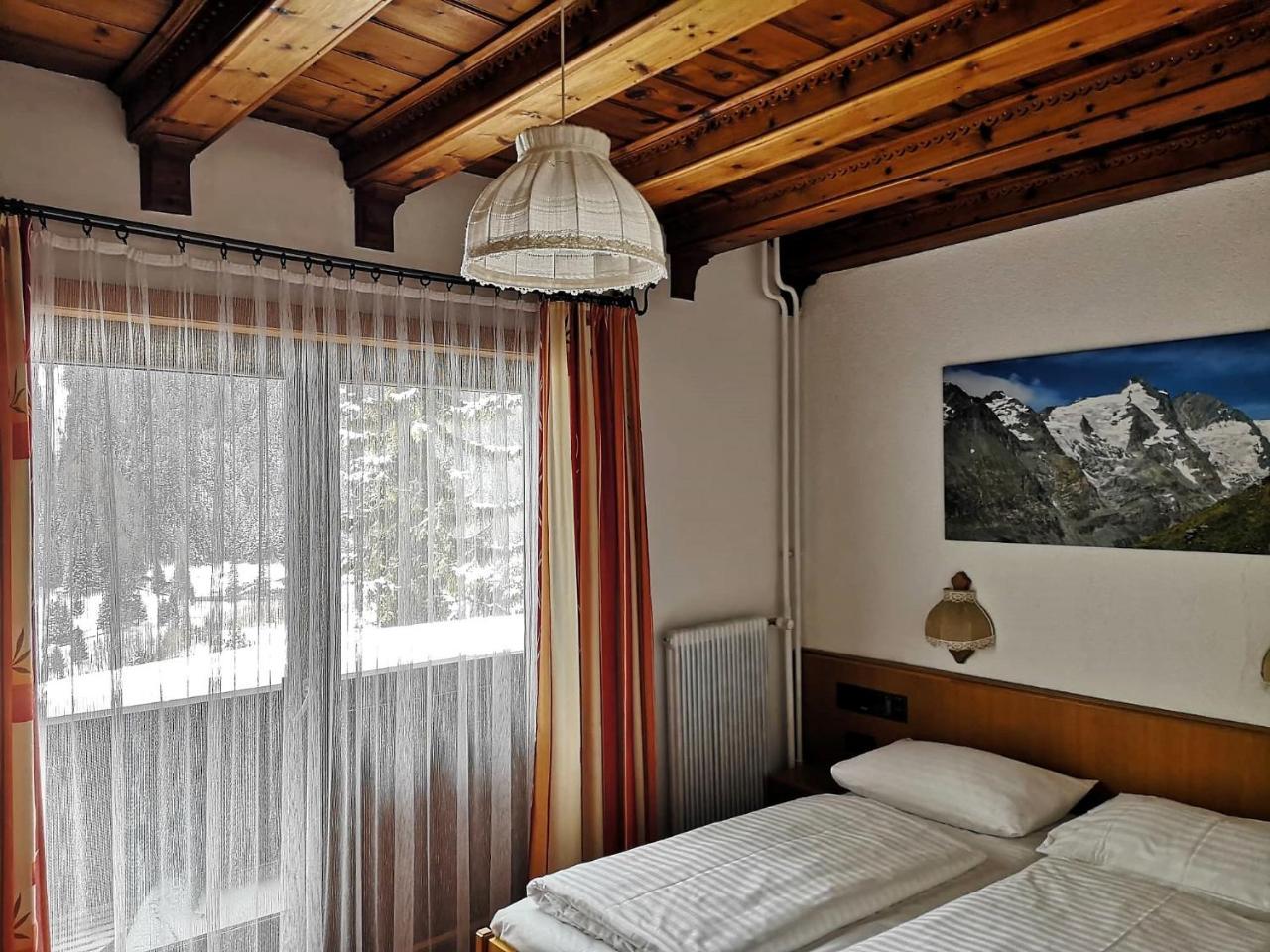 Hotel Rupertihaus Heiligenblut Exterior foto
